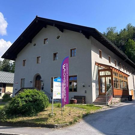 Twenty Seven City Hotel Zell am See Bagian luar foto