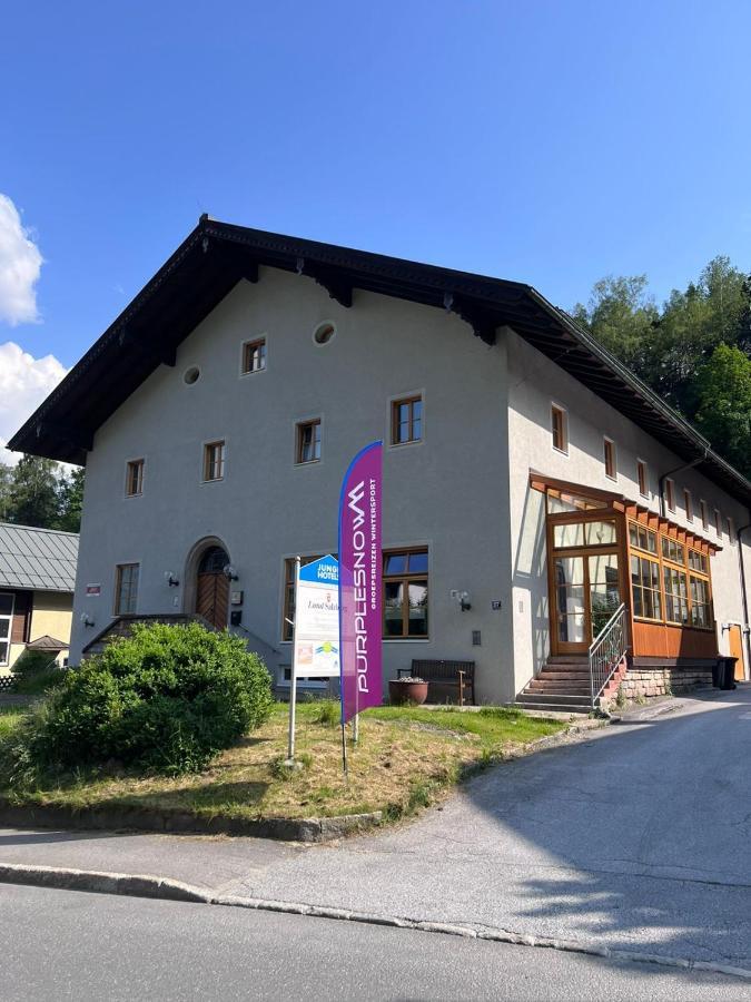 Twenty Seven City Hotel Zell am See Bagian luar foto