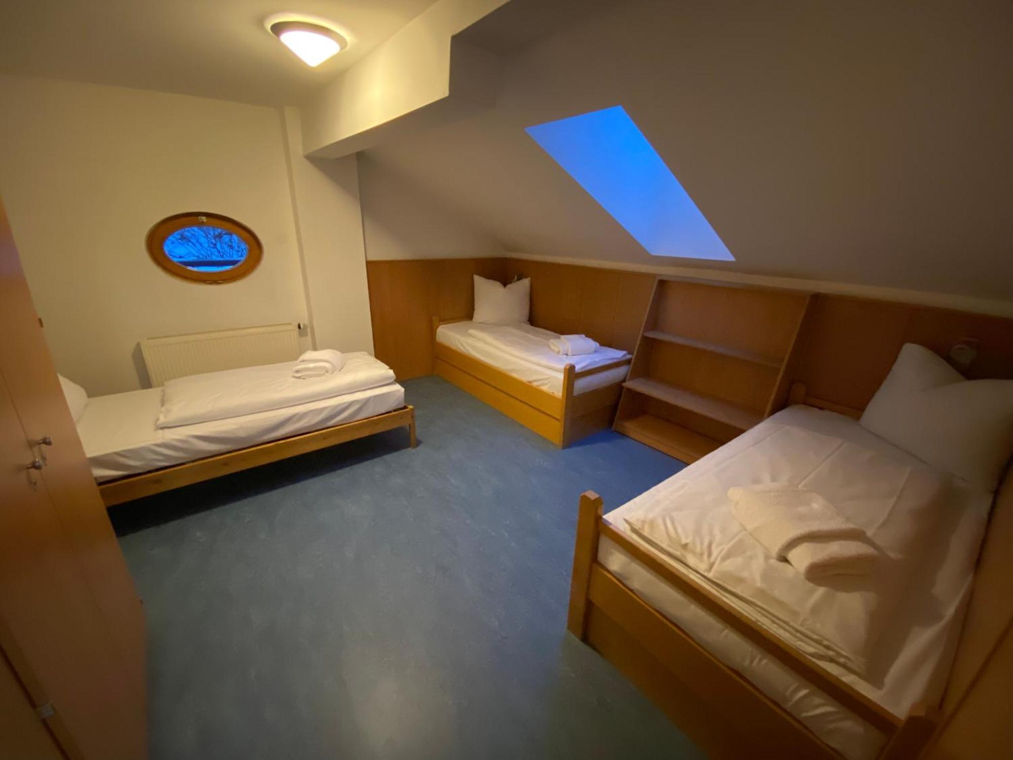 Twenty Seven City Hotel Zell am See Bagian luar foto