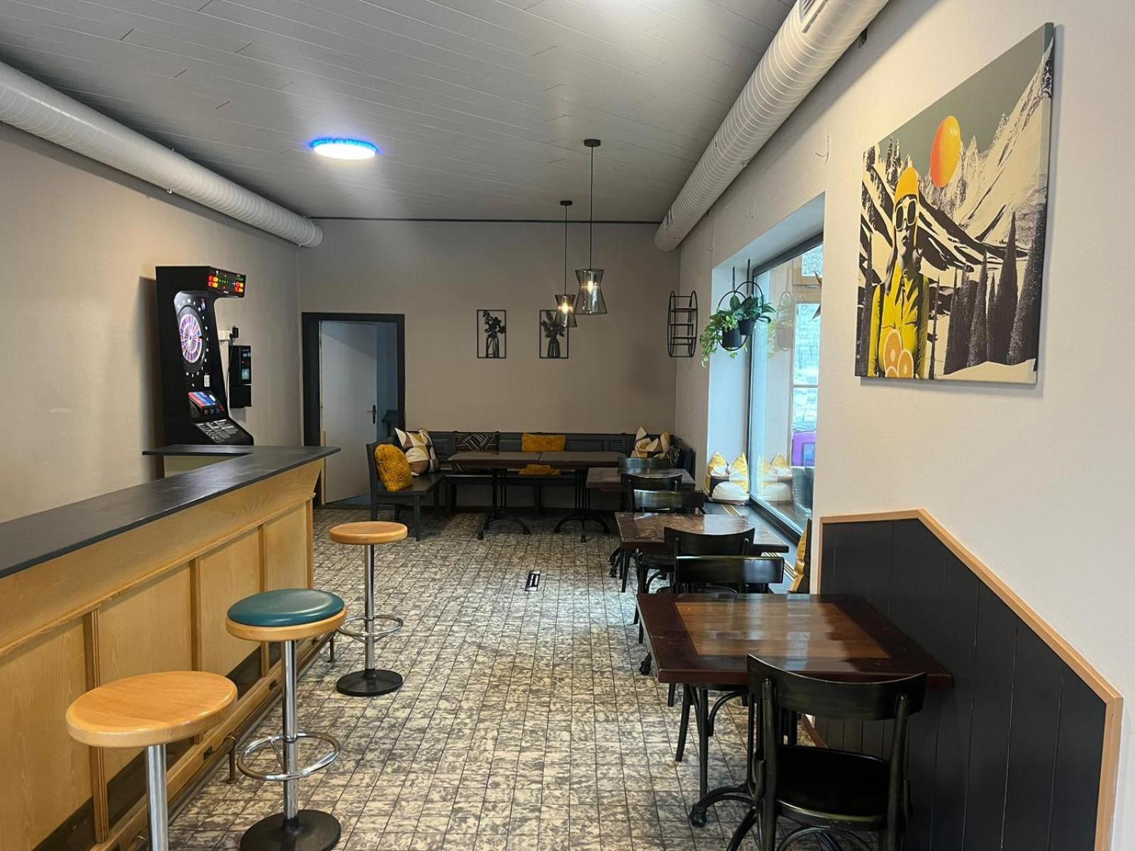 Twenty Seven City Hotel Zell am See Bagian luar foto