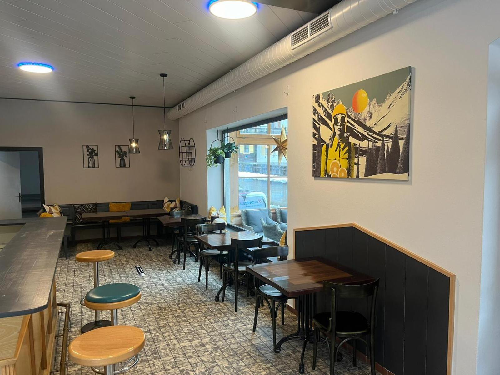 Twenty Seven City Hotel Zell am See Bagian luar foto